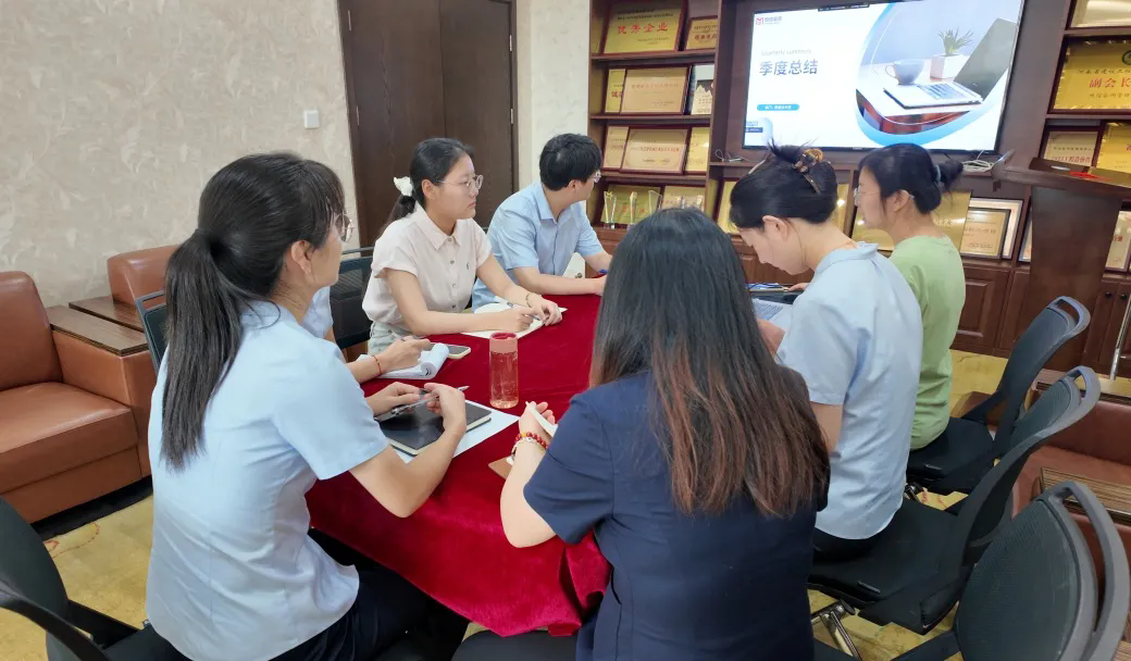 內(nèi)部培訓(xùn)丨恒信咨詢(xún)管理有限公司季度法規(guī)培訓(xùn)圓滿(mǎn)成功，風(fēng)險(xiǎn)防控能力再升級(jí)